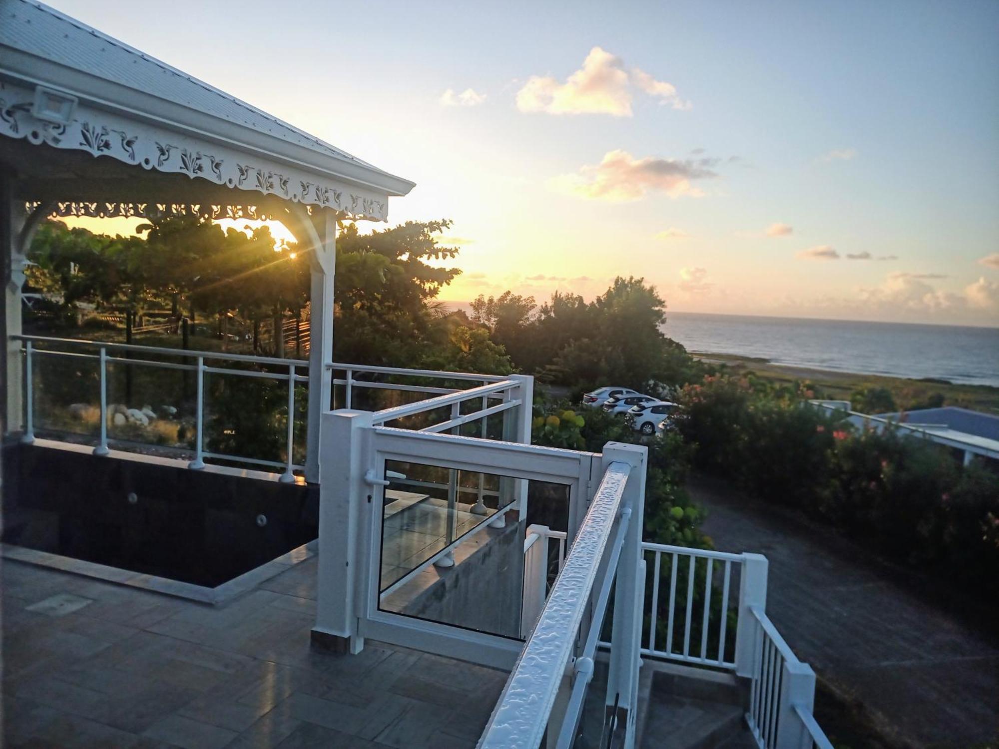 Aux Colibris Amoureux : Loft De Standing Avec Vue Mer Grand-Bourg (Marie Galante) Exterior foto